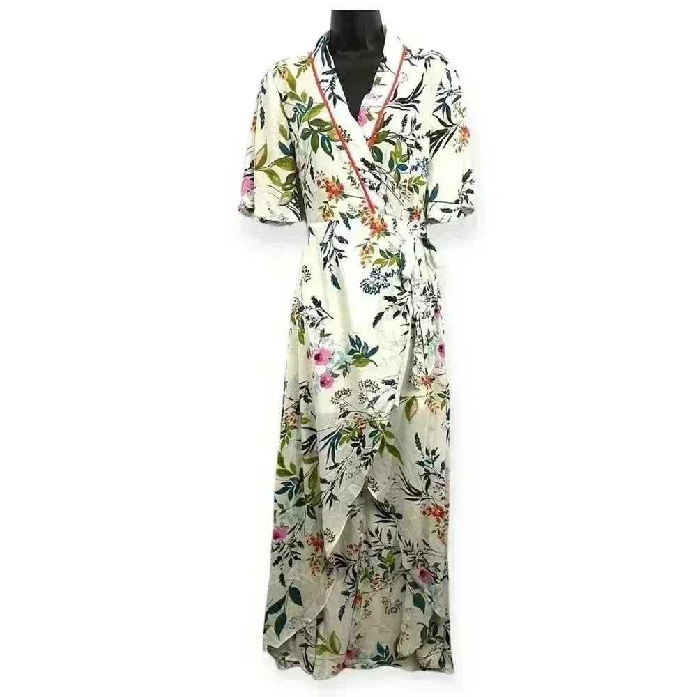 The Room by Arc & Co MEDIUM White Floral Wrap Dress